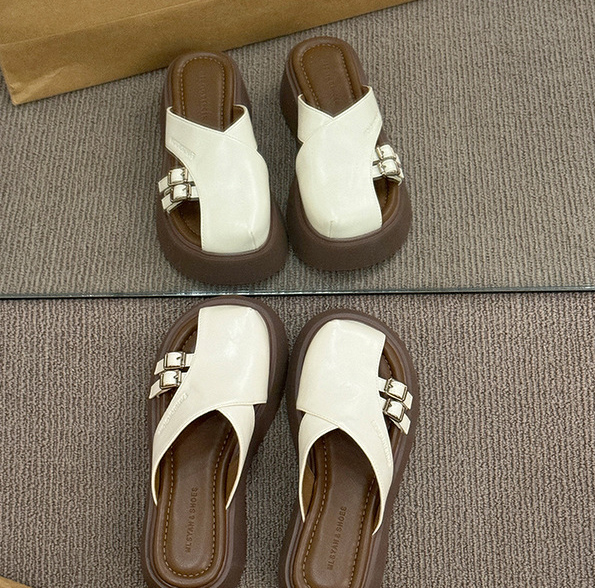 厚底サンダル 軽量 身長上げ効果 通気性抜群 履きやすい