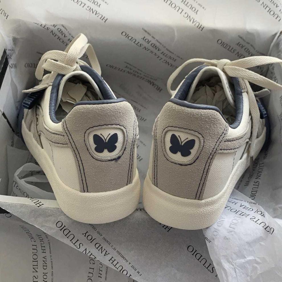 秋冬ナチュラル厚底スニーカー蝶デザインローカット