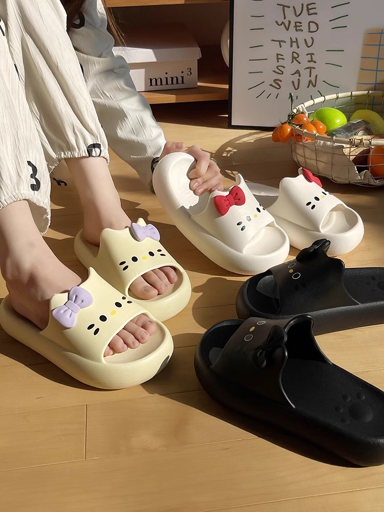厚底 ふわもこ猫ちゃん厚底スリッパ