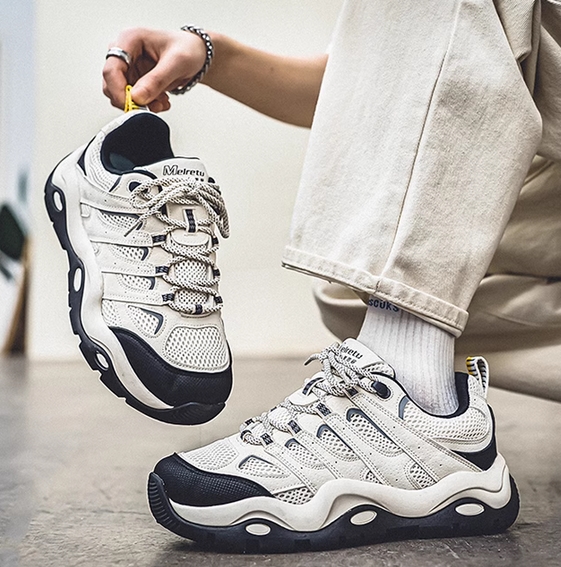 厚底スポーツシューズ メンズ運動靴 ローカット