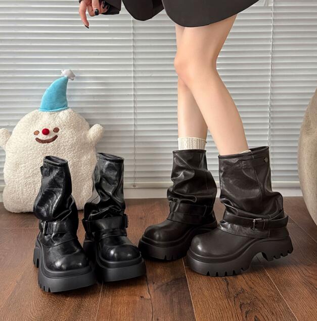 厚底ブーツ レザー調ベルト付きショートブーツ