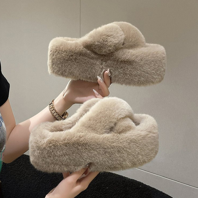 秋冬新作 ふわふわ毛足 厚底ルームシューズ 室内履き