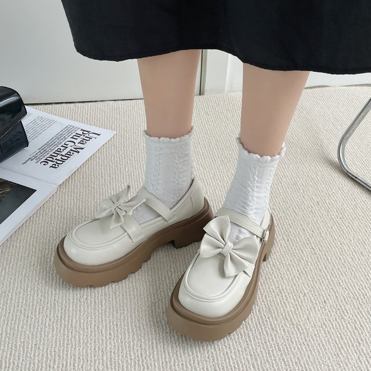 リボン付き厚底ローファー韓国風女性用靴