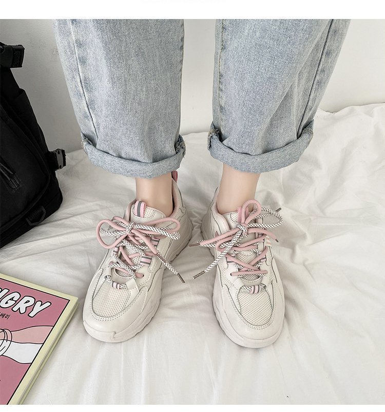 春夏新作 通気性抜群の厚底スニーカー 軽量美脚