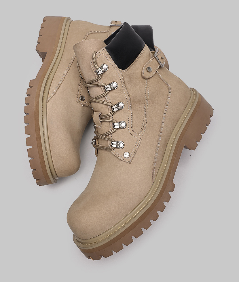 男女兼用ハイカット厚底ブーツ アウトドア対応 全2色