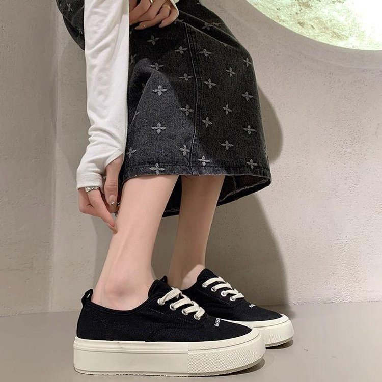 【白黒ツートン×美脚スタイルアップ×韓国系】4.5cm厚底スニーカー