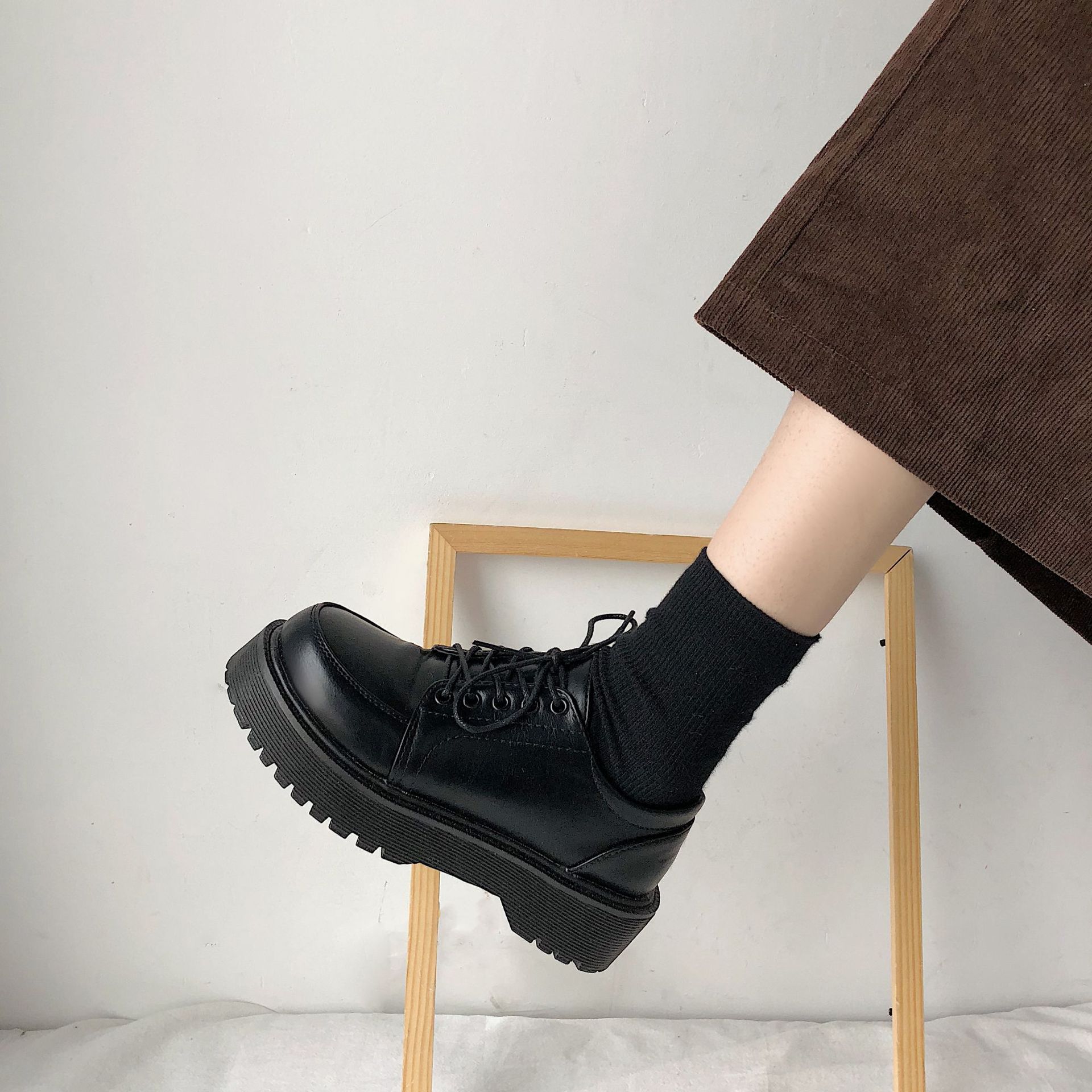 レディース厚底スニーカー紐靴マニッシュシューズ