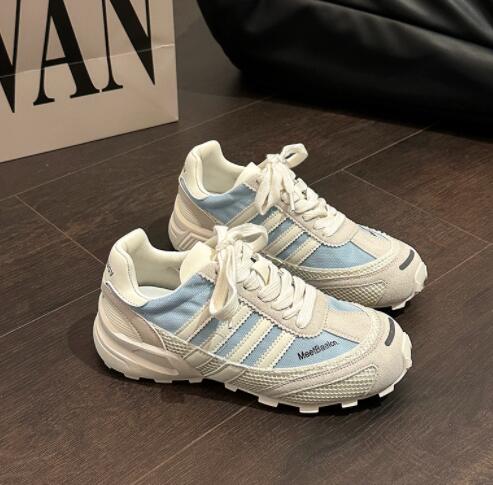 厚底スニーカー レディース メッシュ通気性運動靴