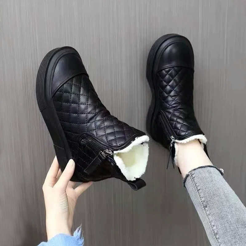 冬新作 裏起毛ブーツ 厚底 雪対応 女性用 暖かい靴