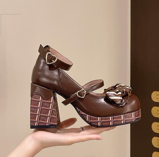 厚底パンプス チョコレート柄 リボン付き甘姫系靴