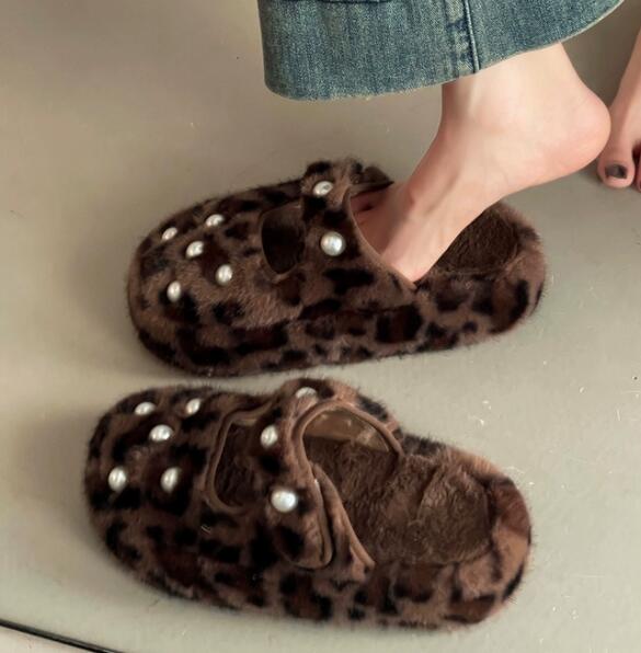 【上品ふわもこ】パール×ファー厚底サンダル（5cm・秋冬つっかけ）