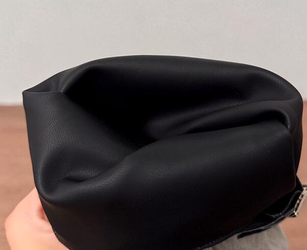 厚底ニーハイブーツ ベルトデザイン お出かけ靴