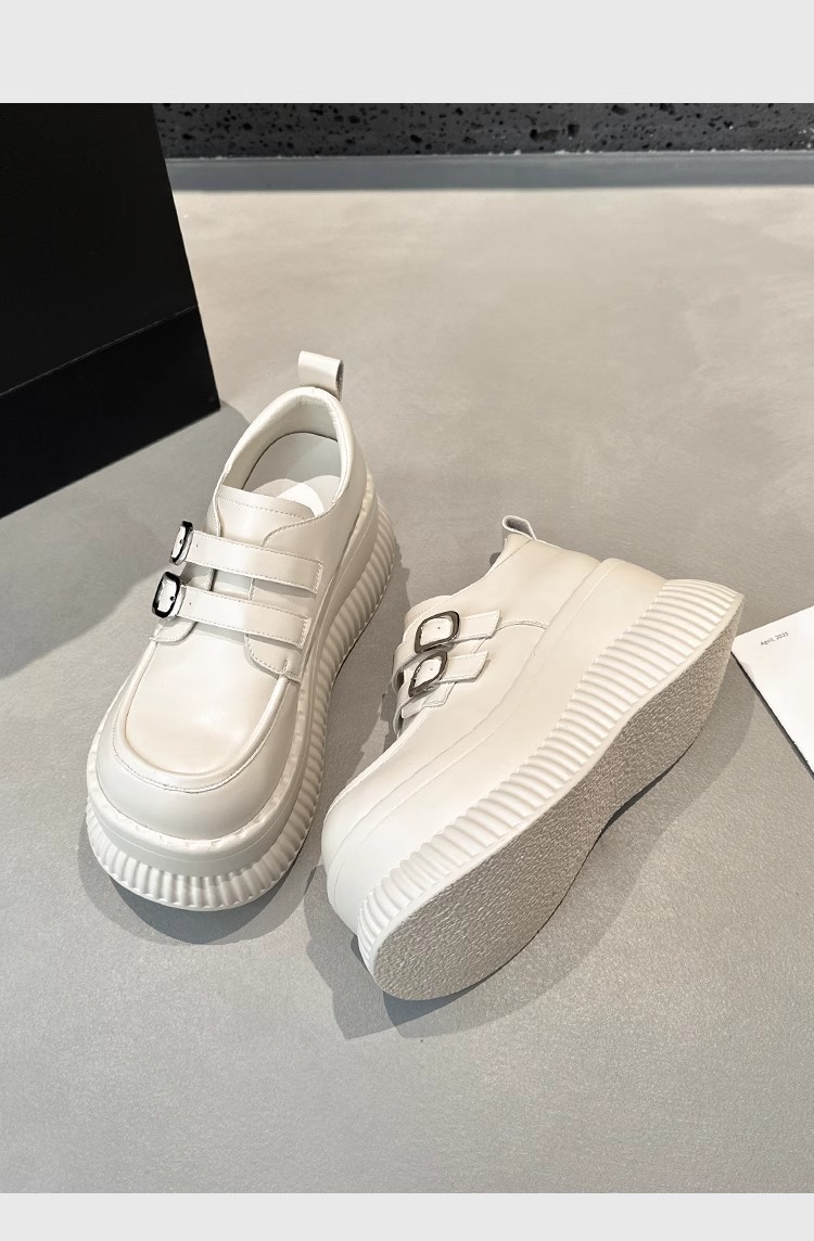【厚底×ダブルバックル×モダン】ローファー｜脚長見え×安定感×きれいめ対応
