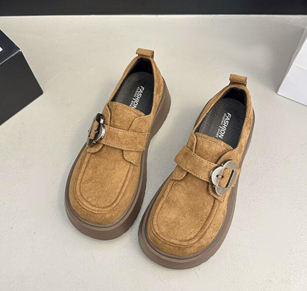 秋冬厚底パンプス金属バックル付きローファー靴