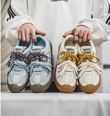 厚底スポーツシューズ メンズ運動靴 ローカット