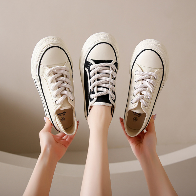 厚底スニーカー ローカット 白 黒 美脚 カジュアル シンプル