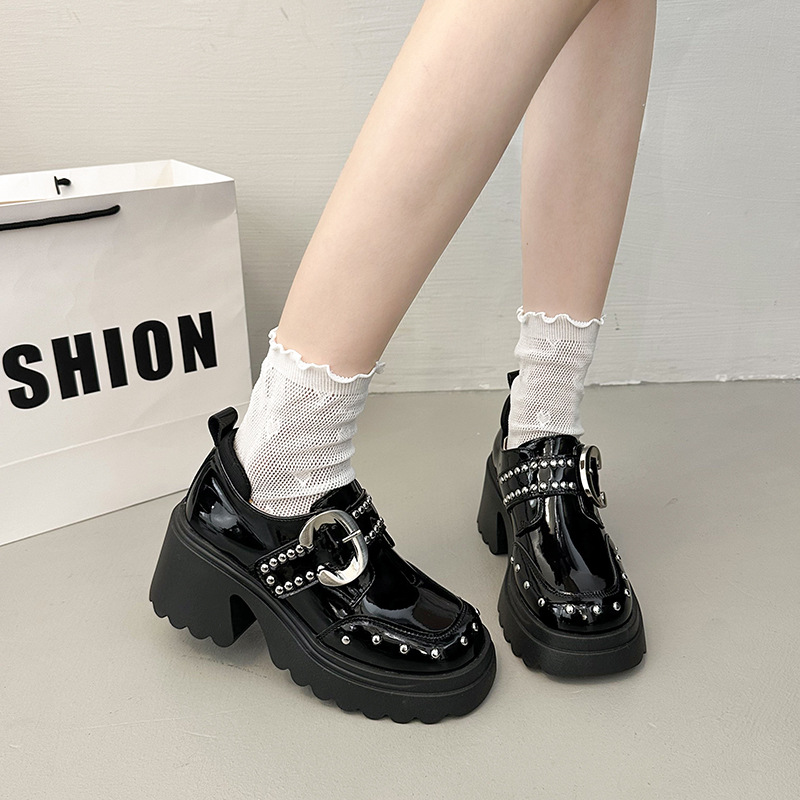 厚底 【スタッズベルトデザイン × 脚長効果 × モード系】厚底ローファー