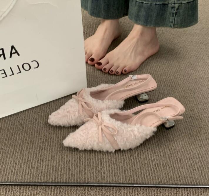 【大人きれいめ】ボア素材ポインテッド厚底サンダル（3cm・お出かけ用）