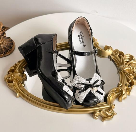 【甘かわロリータ】レース付きストラップ厚底パンプス（6cm）