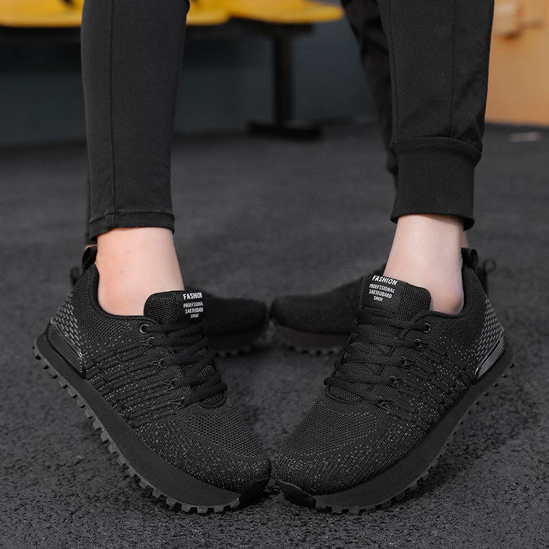 厚底 軽量通気メッシュ厚底ランニングシューズ