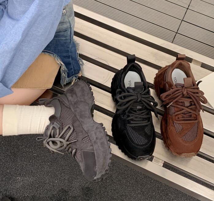 【快適クッション】秋冬厚底スニーカー（5cmソール・履きやすい・デイリー向け）