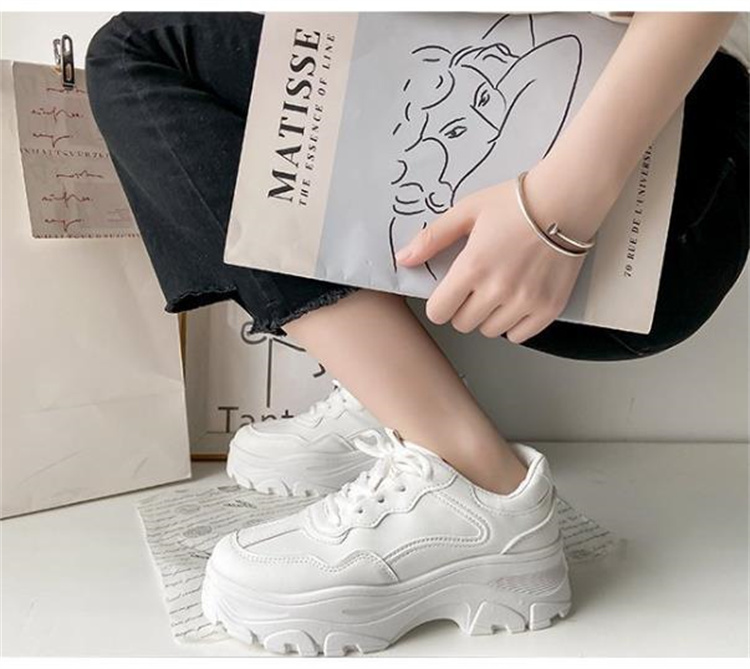 厚底スニーカー レディース 歩きやすい運動靴 選べる2色