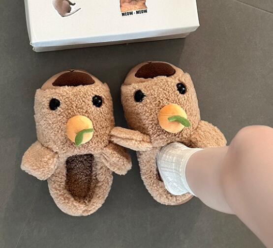 【ぬくもり癒し】くま顔もこもこ厚底スリッパ（3.5cm・秋冬ルームシューズ）