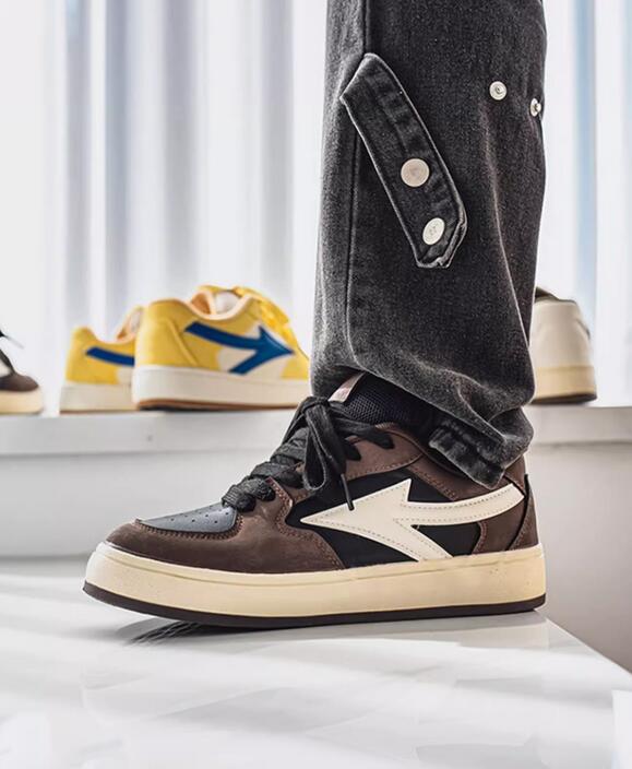 厚底スポーツシューズ メンズ運動靴 ローカット