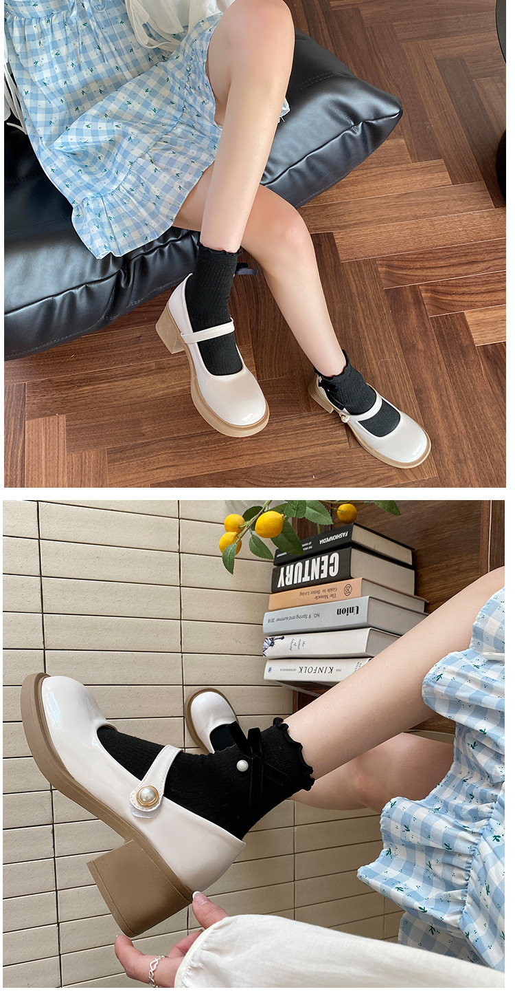 厚底パンプス ストラップ付き 美脚効果 黒白二色展開