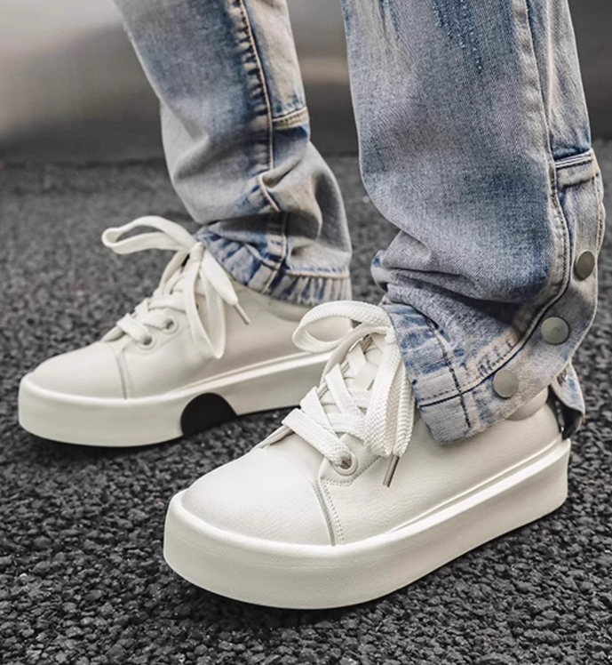 厚底スポーツシューズ メンズ ローカット運動靴