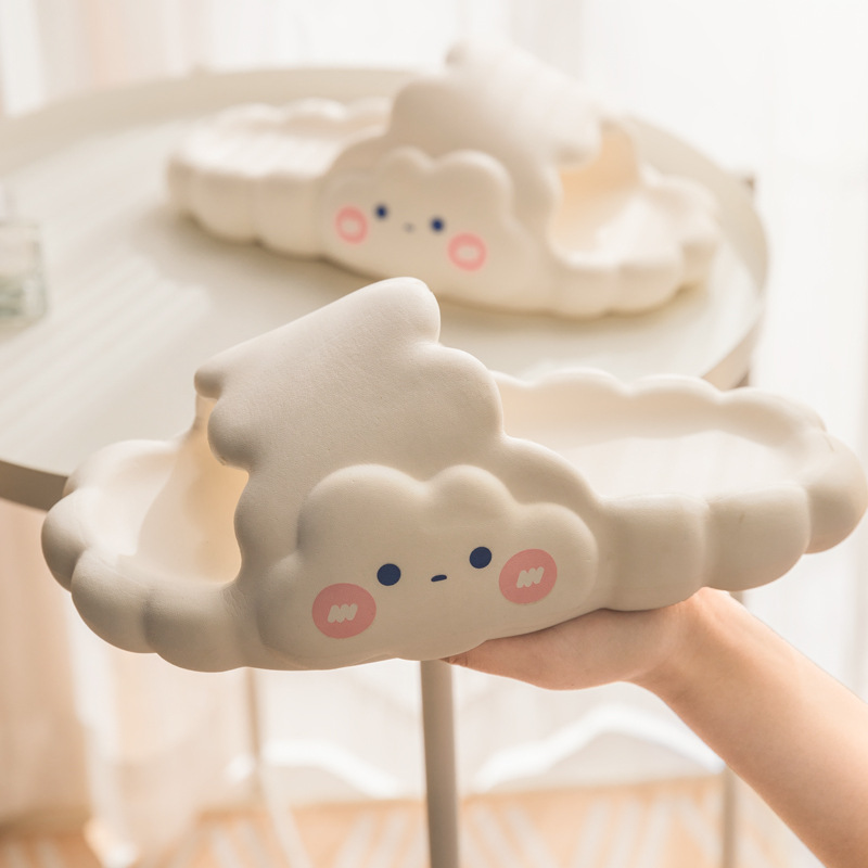 厚底 もこもこ雲の厚底ふわふわルームシューズ