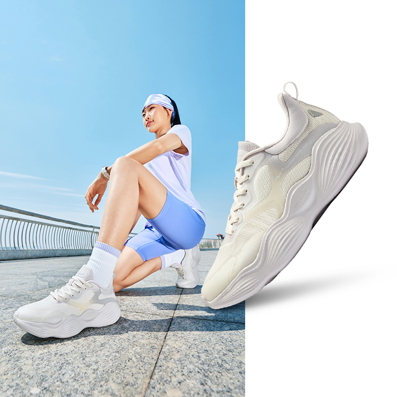 厚底 ふわステップ クッション ランニングシューズ