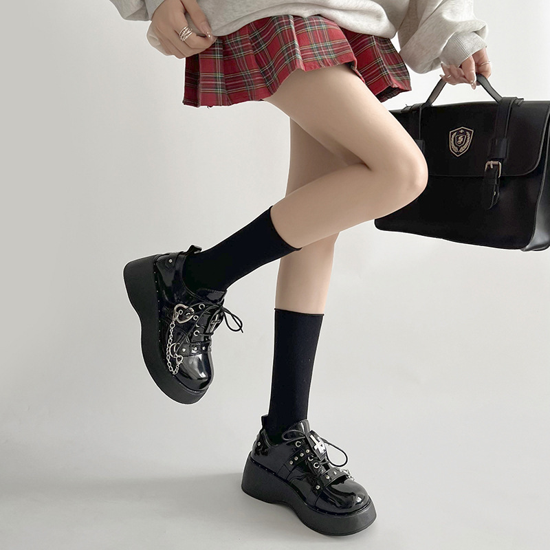厚底 十字架チェーン付きパンク系厚底ブーツ