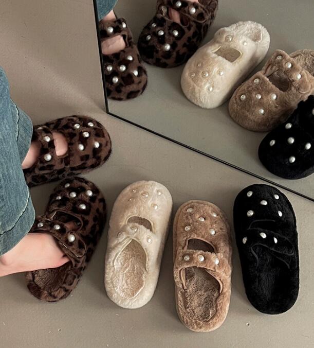 【上品ふわもこ】パール×ファー厚底サンダル（5cm・秋冬つっかけ）