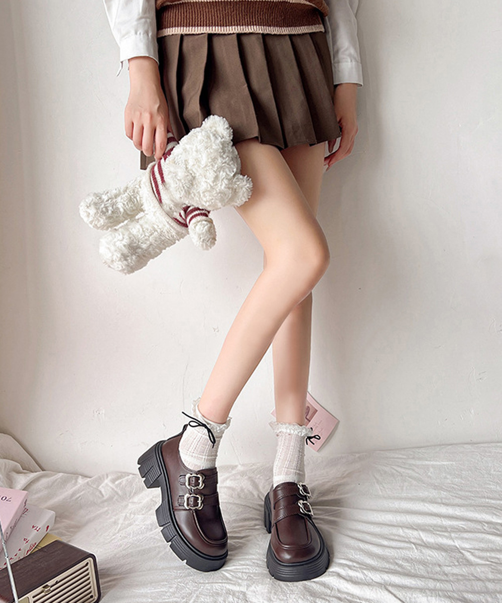 【スタイルアップ】ストラップ厚底ローファー（5cm・レザー調・韓国風・黒/ブラウン）