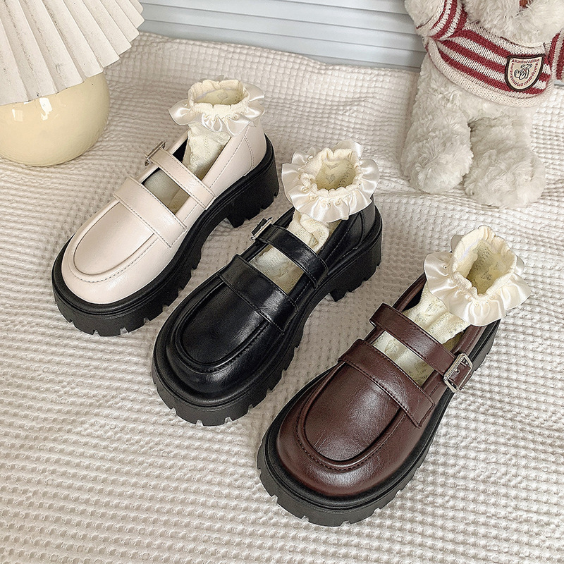 【厚底×アンクルストラップ×クラシカル】ローファー｜安定感×脚長見え×上品