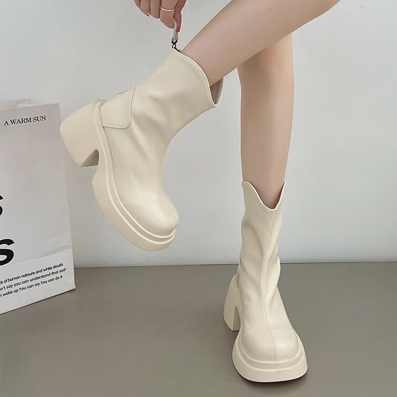 モダン厚底ショートブーツ｜6cmヒール×後ろジップ×滑りにくい