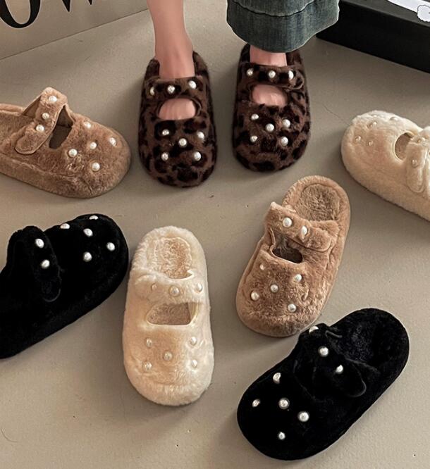 【上品ふわもこ】パール×ファー厚底サンダル（5cm・秋冬つっかけ）
