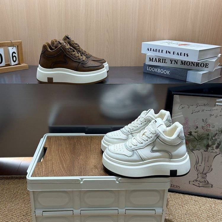 【レザー調デザイン×7cm美脚効果×韓国系】7.0cm厚底スニーカー