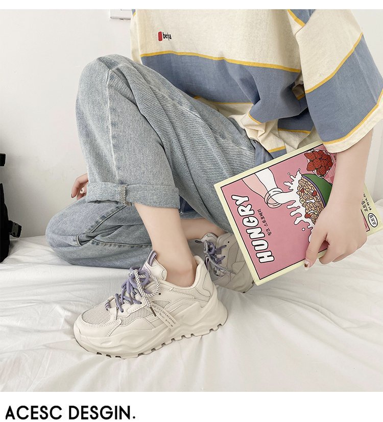春夏新作 通気性抜群の厚底スニーカー 軽量美脚