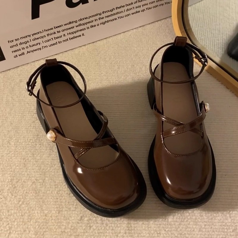 厚底 クロスストラップパール装飾厚底パンプス