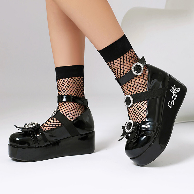 厚底 煌めく宝飾バックル付き多重ストラップ厚底ローファー