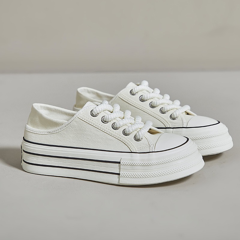 厚底スニーカー 紐付きローカット 女性用カジュアル靴