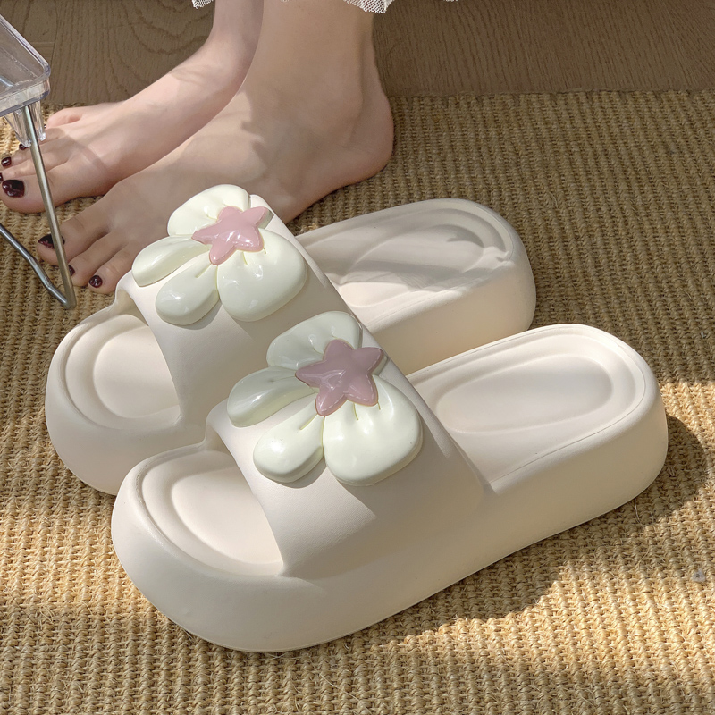 厚底 お花の星ふわもこ厚底サンダル