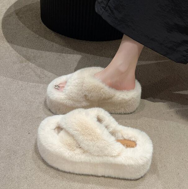 秋冬新作ふわふわファーサンダル保温厚底スリッパ