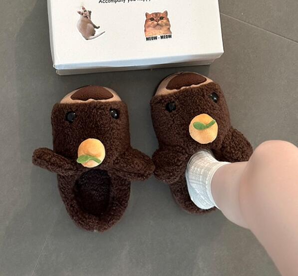 【ぬくもり癒し】くま顔もこもこ厚底スリッパ（3.5cm・秋冬ルームシューズ）